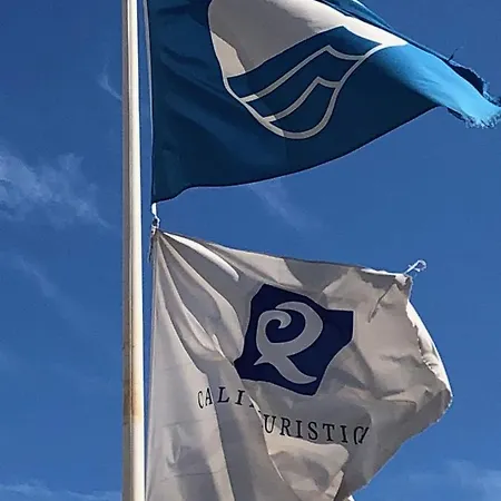 Gr Luxury First Line