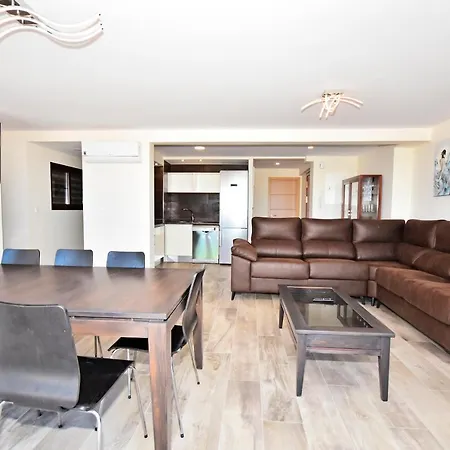 Lägenhet Gr Luxury First Line